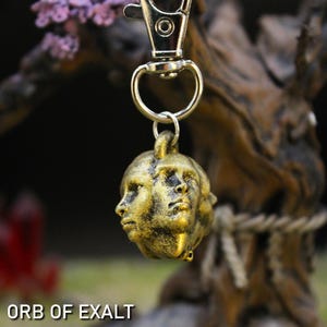 Llavero de orbe de resina hecho a mano de Exalt: amuleto inspirado en el juego