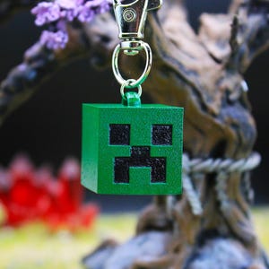Creeper Resin Keychain: Handmade Adventure RPG Charm