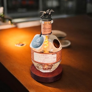 Blanton&#39;s SFTB Bourbon Whiskey Accent Lamp