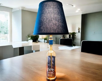 Vintage 1960s Seagrams, VO Whiskey -1 Gallon Lamp With Six-sided