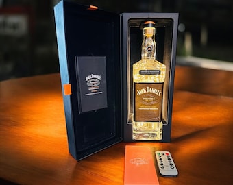 Jack Daniel&#39;s Frank Sinatra Whiskey Accent Lamp