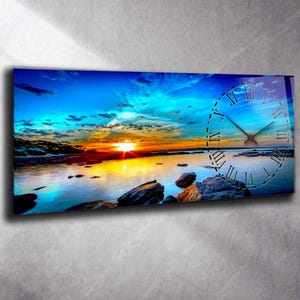 Reloj de pared de vidrio templado con paisaje: arte costero abstracto, decoración moderna para el hogar.