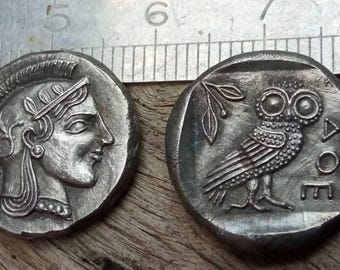 紀元前450年、古代ギリシャのアテネ・テトラドラクマ銀貨。アテナの