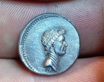 Reproduktionen antiker Münzen Julius Caesar Denar Handgravur mit Meißel und Hammer Denar-Münze Münze Denar Julius Caesar