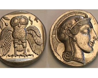 Reproduktion griechischer Tetradrachmen-Athen-Eulenmünzen. Abmessung 27 mm +OU- Gewicht 9 g +OU-TIN Dose