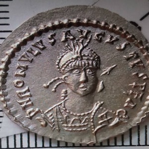 Antike Münzreproduktionen Handgravur Solidus von Romulus Augustulus Reproduktion Denare Münze Münze Denar Bild 1