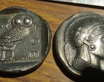 Reproduktion griechischer Tetradrachmenmünzen Athene Eule. Abmessung 27 mm +OU- Gewicht 9 g +OU-TIN Dose