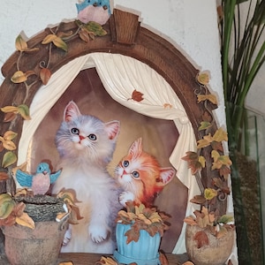 Unique gift for cat lover Kitty plastic, resign plate in plastic frame Vintage Bradford Exchange 2000