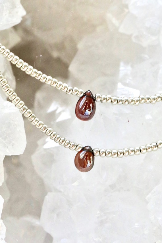 Metallic garnet cabochon necklace, garnet, gemstone healing, women's necklace