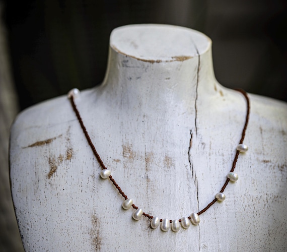 Freshwater pearl beaded necklace