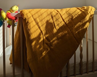 Organic Linen Baby Bedding Set: Soft Nursery Duvet Cover with Wooden Buttons