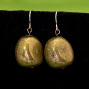 Vintage Brass Stone Elegant Dangle Earrings - W17
