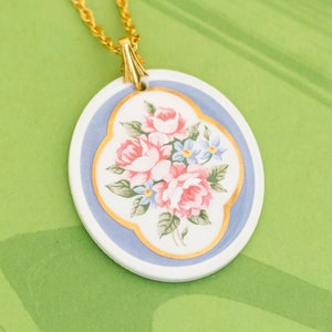 Vintage Ceramic Oval Floral Pendant 14 inch by Avon - W20