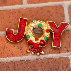 Vintage Christmas Joy Wreath Red Ribbon Brooch - W23