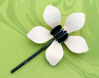Broche Vintage N°7 Noir Et Blanc Résine - Pièce Unique Rétro Années 70/80