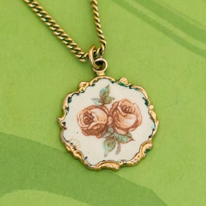 Vintage Art Nouveau Rose Gold Tone Cameo Necklace 18 inch by Avon - W8