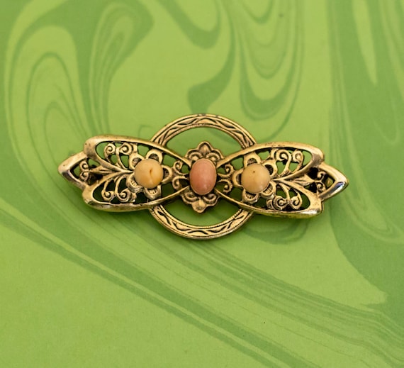 Vintage Leaf Ribbon Intricate Gold  Tone Brooch -… - image 1