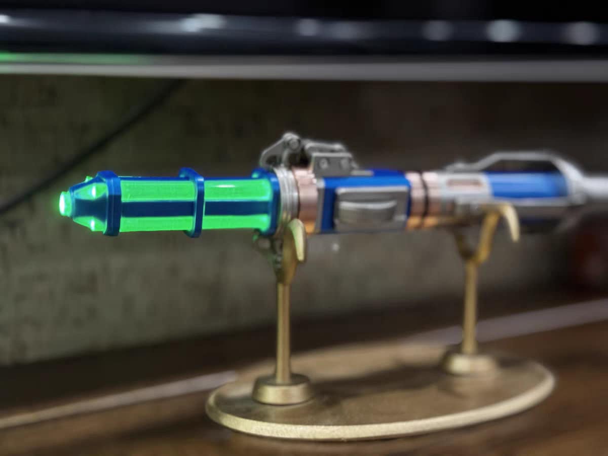 ドクターフー　ソニックドライバー リンクス、ドクターフーのソニックスクリュードライバー形学習リモコン