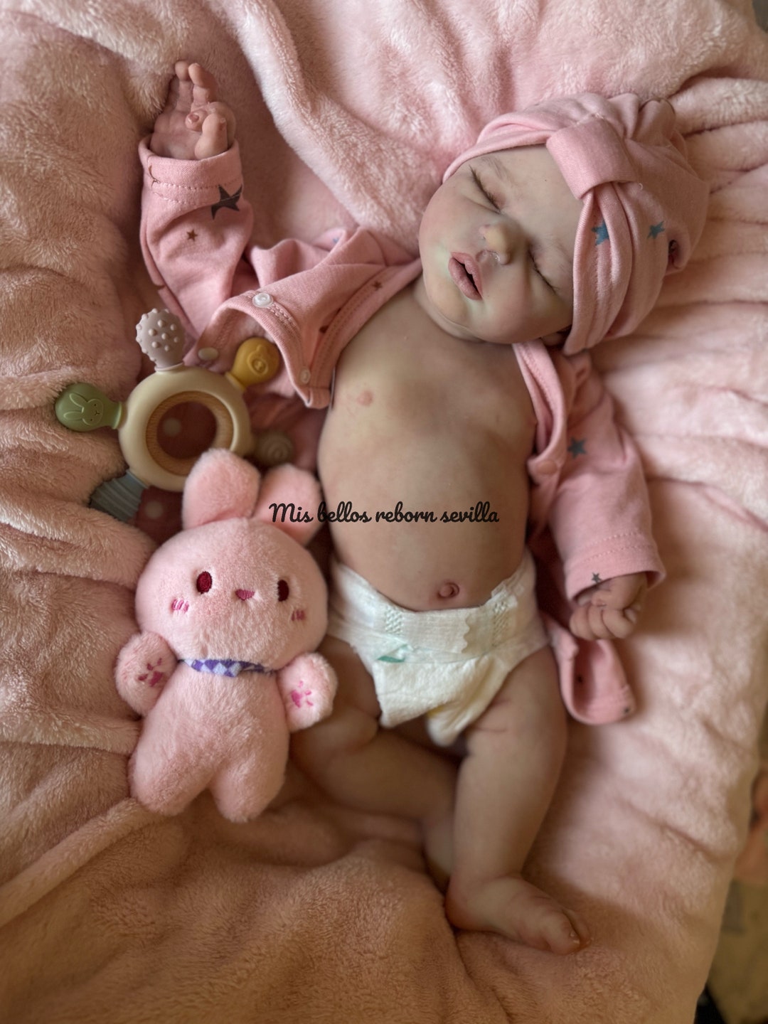 Poupée Reborn baby 'Lucy' - 40 cm - Entièrement en silicone - Souple, flexible et Poupée Reborn baby 'Lucy' - 40 cm - Entièrement en silicone - Souple, flexible et