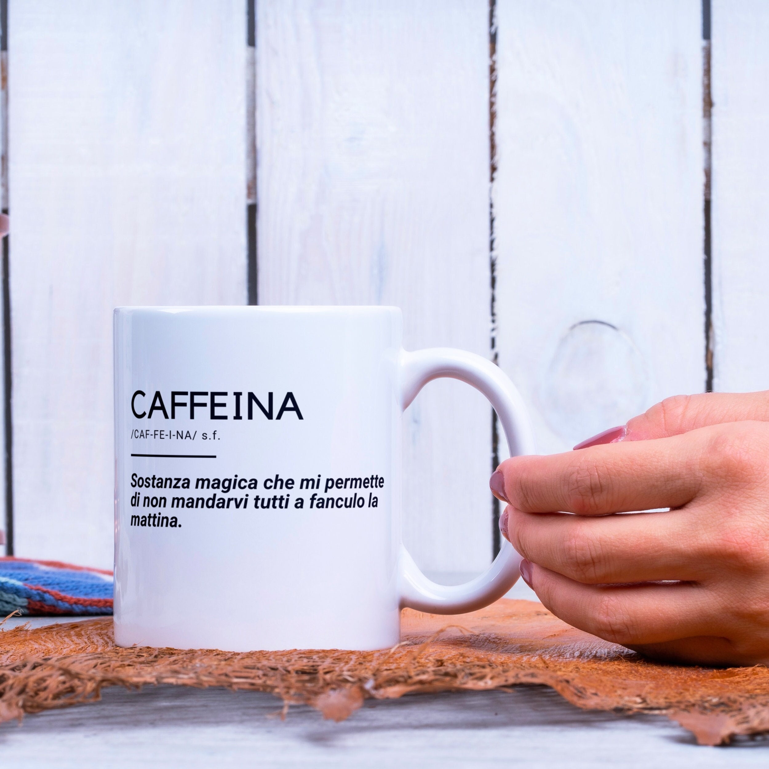 tazza di caffeina, tazza di definizione di caffeina, tazza italiana, tazza di detti italiani, tazza di caffè divertente, tazza di ceramica di detti italiani Ciao,