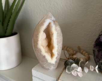 美しい高品質の黒花瑪瑙タワー - Etsy 日本
