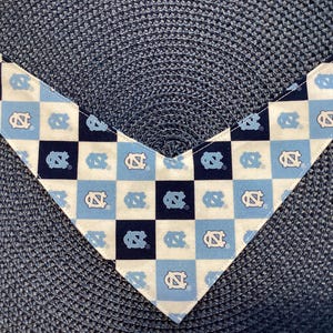 UNC Chapel Hill Tarheels Cat Bandana, Plastic Snap Closure image 3