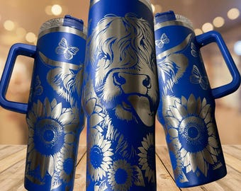 Gebloemde Highland Cow-beker - geïsoleerde roestvrijstalen reisbeker - Owala-beker beschikbaar