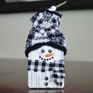 Mini Charcuterie board hand painted snowmen