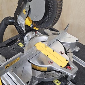 Zero Clearance Insert for Dewalt DW713 Miter Saw