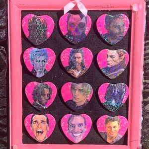 Er ist so babygirl holografische Knöpfe