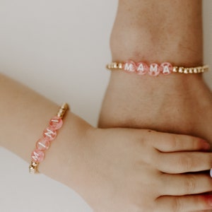 Set di braccialetti per madre e figlia, idea regalo per bracciale con perline iniziali per la festa della mamma - Italia Set di braccialetti per madre e figlia, idea regalo per bracciale con perline iniziali per la festa della mamma - Italia