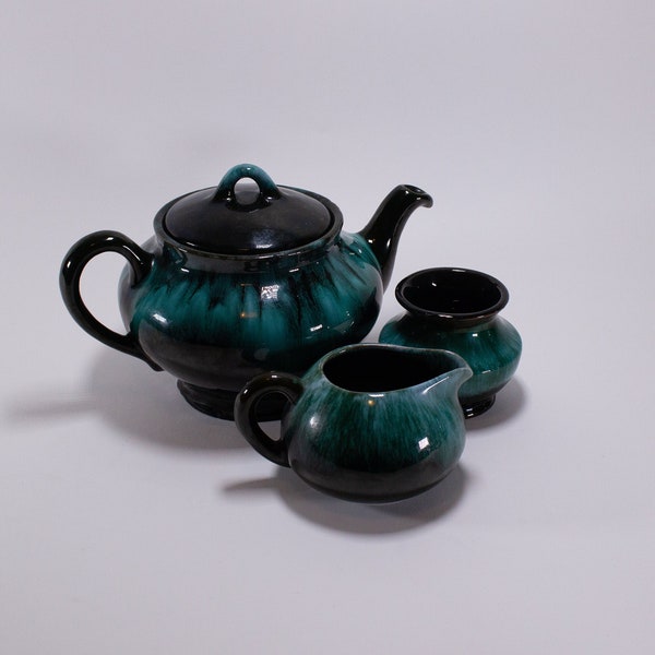 Vintage Blue Mountain Pottery Tea Set