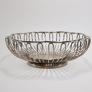 Vintage Godinger Silver Plate Wire Basket Table Decor Bowl Bread Basket