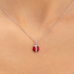 Collar de mariquita de oro de 14 quilates, colgante de mariquita en oro, plata y oro rosa, collar con amuleto de la buena suerte, regalo para jardineros, regalo de collar de mariquita