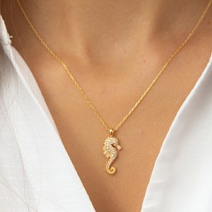Seahorse Necklace, Seahorse Pendant, Beach Necklace, Handmade Necklace, Summer Jewelry, Ocean Necklace, Gift for Him, Gift for Her