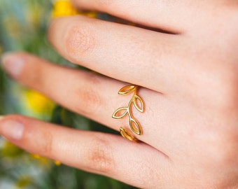 Anel Ramo de Oliveira Banhado a Ouro 14K: Joias Inspiradas na Natureza em Prata de Lei