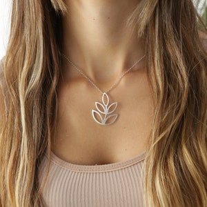 Leaf Necklace Leaf Pendant Branch Necklace Branch Pendant Handcrafted Necklace 925 Silver Leaf Jewelry Gift for Her 画像 2