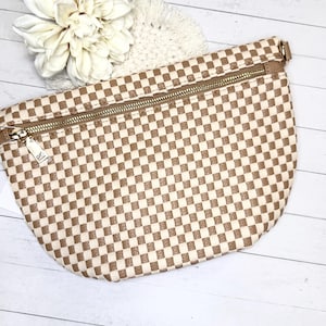 Sac banane tissé marron clair, sac à bandoulière en cuir végétalien à carreaux, cadeau fourre-tout pour elle, sac à bandoulière tendance