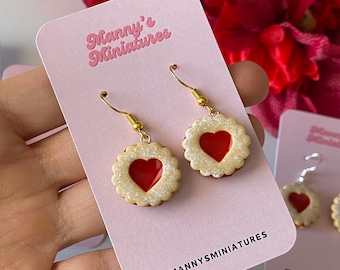 Linzer cookie earrings - jammie dodger earrings - food earrings - Christmas earrings - Valentine’s Day earrings - Mother’s Day earrings