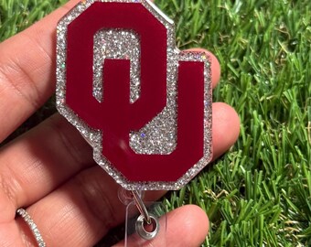 Bobine d'insigne OU inspiré : acrylique découpé au laser, football universitaire