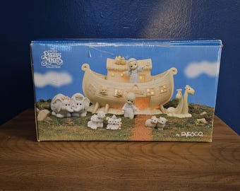 Precious Moments Two By Two Noahs Ark Complete Set