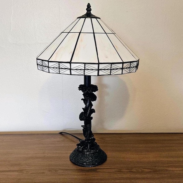Tiffany Style Beige Table Lamp with Flower Base
