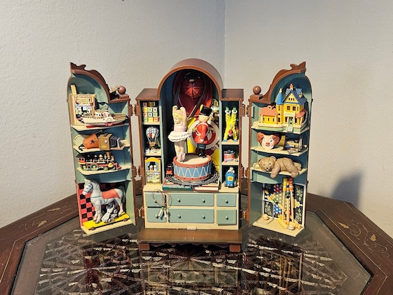 Enesco the Dream Keeper Animated Music Box 1989 - Etsy