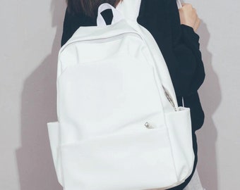 Large Capacity Modern Plain Travel PU Backpack Waterproof Classics Travel Bag for Women Everyday Bag School Bag Gift for Her