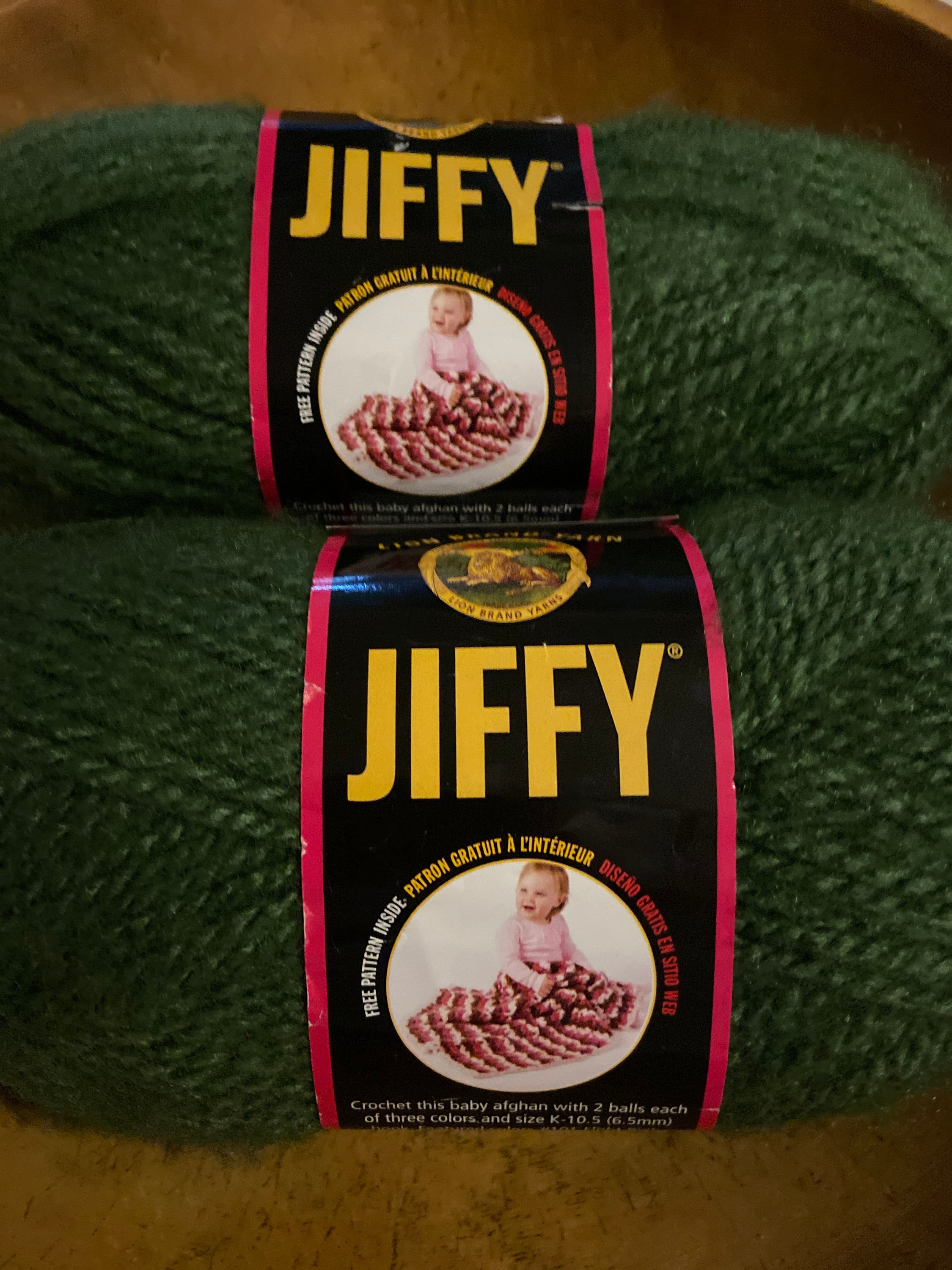 Lion Brand Yarn Jiffy 