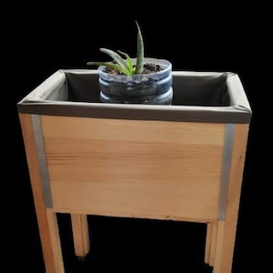Überfüller aus Holz mit Rädern (mittelgroß) - Länge=48", Breite=15", Tiefe=15", Höhe=37,5"