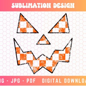 Op de afbeelding: Een zwart en oranje geruit jack-o'-lantern gezicht met een verweerde look. Deze digitale download is perfect voor het maken van Halloween-knutsels en decoraties.