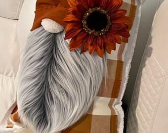 Funda almohada Gnome 18x25, cremallera lateral.  La funda de almohada no incluye el inserto de almohada.