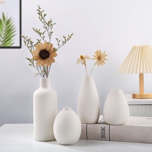 Hand Crafted Ceramic Vase: Modern Farmhouse Table Decor