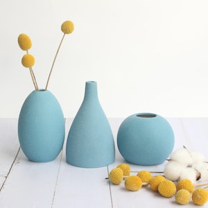 Handmade Ceramic Bud Vase: Modern Minimalist Table Decor